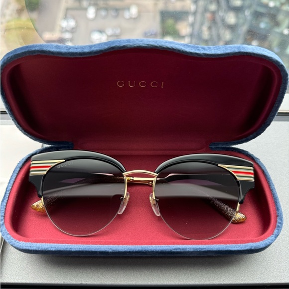 Gucci Aviator Sunglasses - Picture 1 of 5
